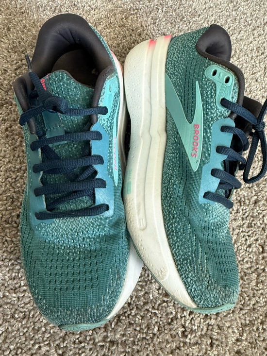 Brooks Shoes - Brooks Women's Teal and Pink Athletic Running Shoes